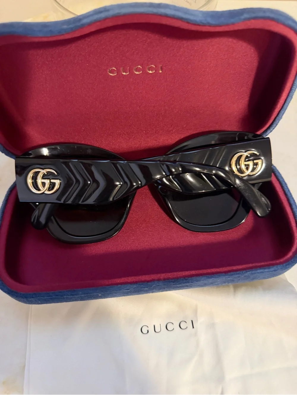 Gucci Women’s Black Oversized Sunglasses in Velvet Cases GG808S 001